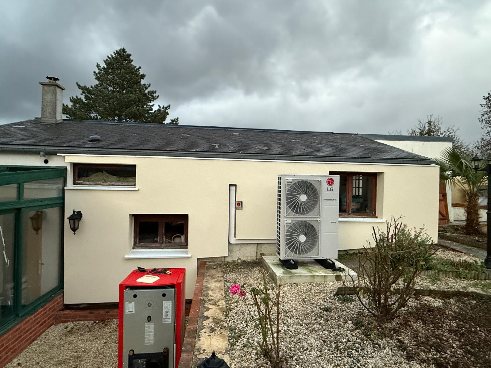 WhatsApp Image 2025-12-25 at 17.58.43 (14)